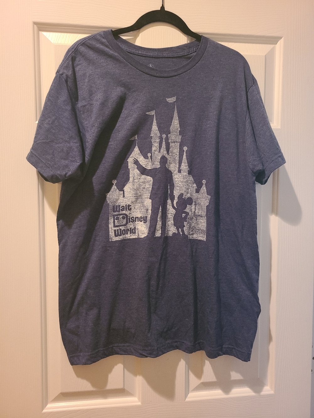 Walt Disney Mickey Mouse and Walt Partners Silhouette Castle Shirt Size L